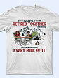 Happily Retired Together Camping Husband Wife - Couple Gift - Personalized Custom T Shirt - Vorschaubild 4