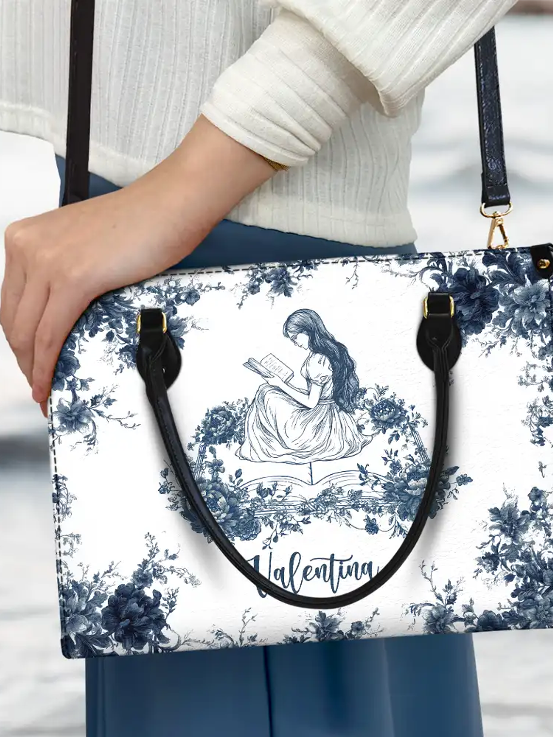 A Chapter Of Chinoiserie Toile - Personalized Leather Bag 3