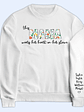 This Mama Wears Her Heart On Her Sleeve - Birthday, Loving Gift For Mom, Mother, Grandma, Grandmother - Personalized Sweatshirt With Sleeve Imprint - Vorschaubild 1