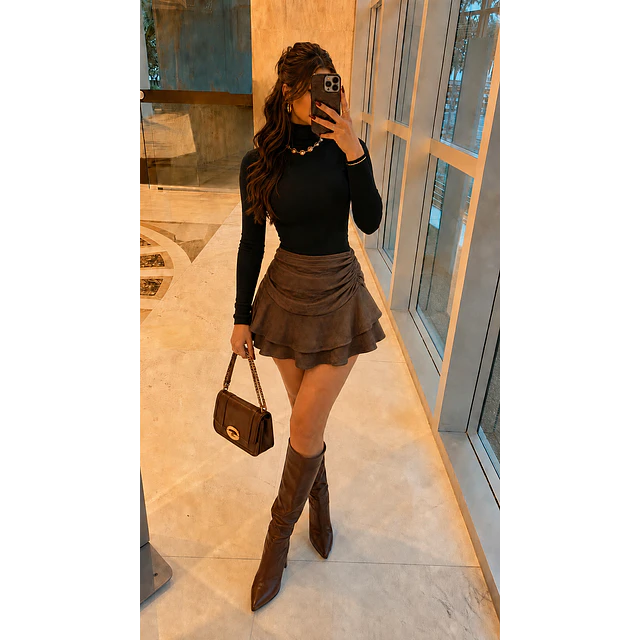 Falda short simil gamuza 