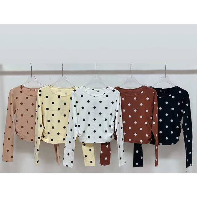 Polera camiseta lunares 