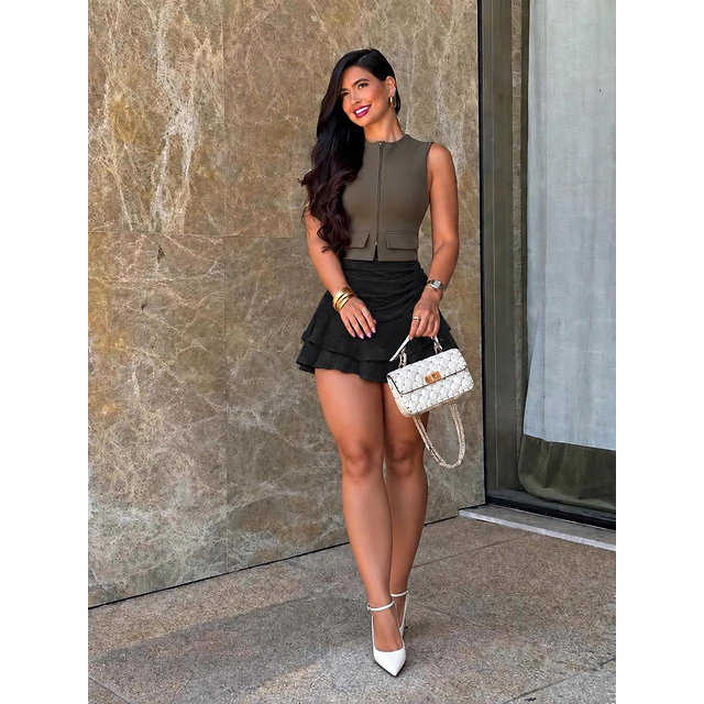 Falda short simil gamuza 