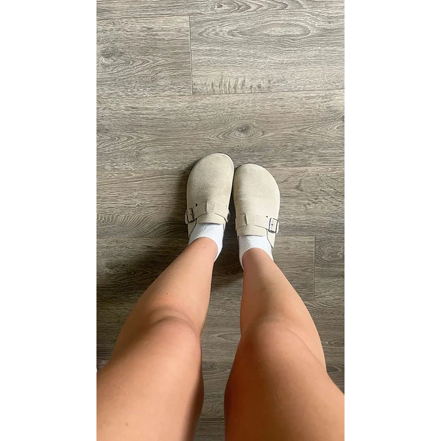 Zapatos suecos dupe Zara