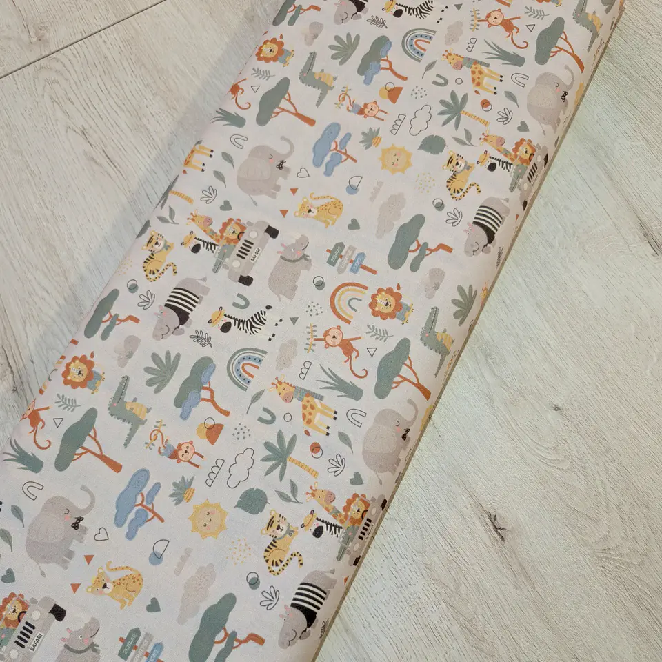 Tela con estampado jungla 1