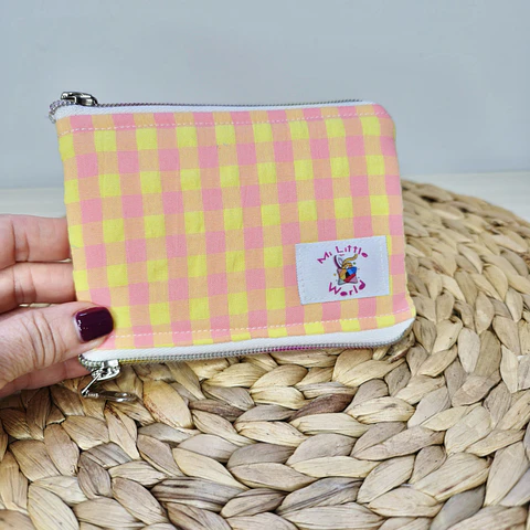 Monedero Vichy love