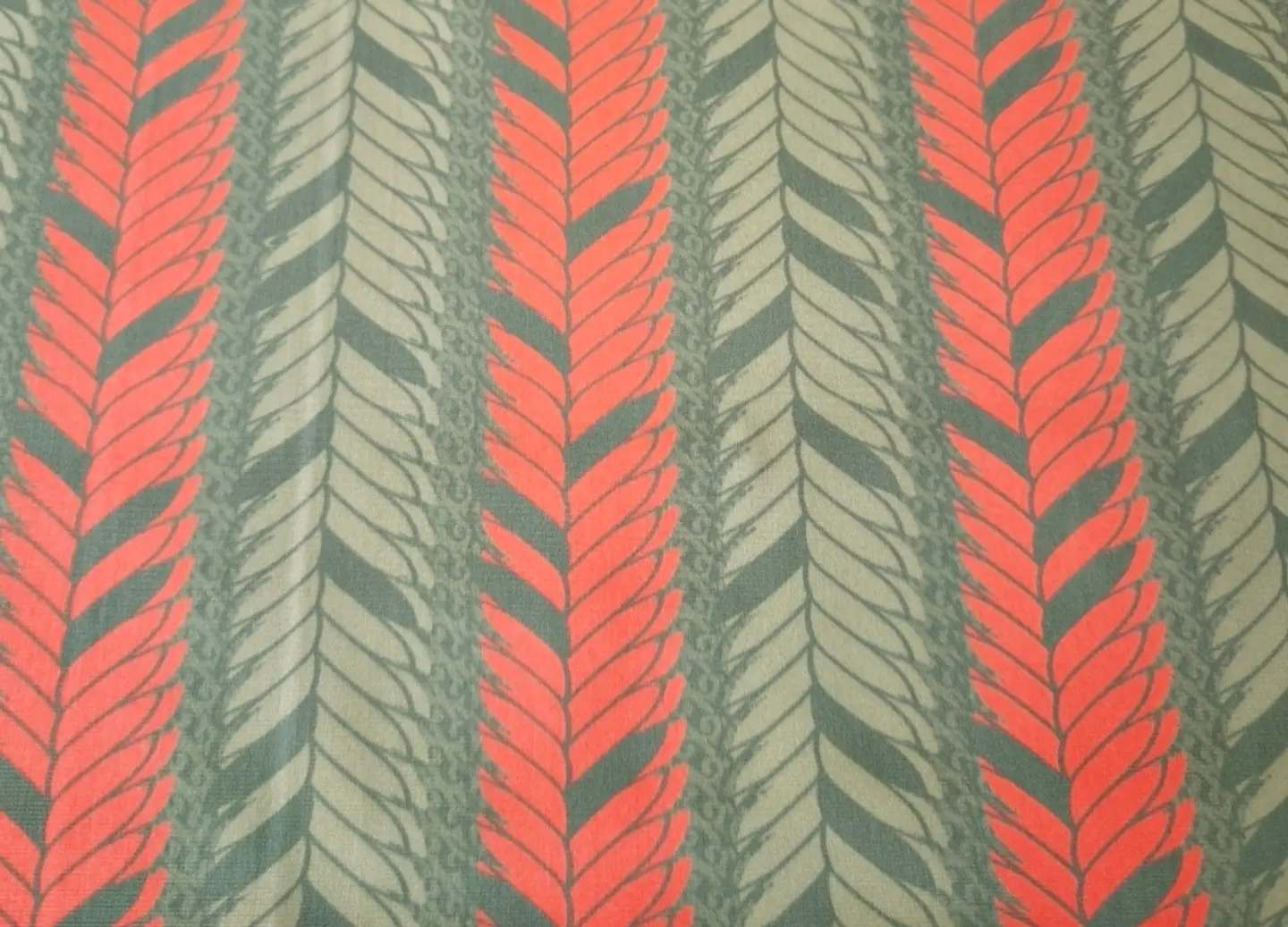 Tela  color coral y verde 1