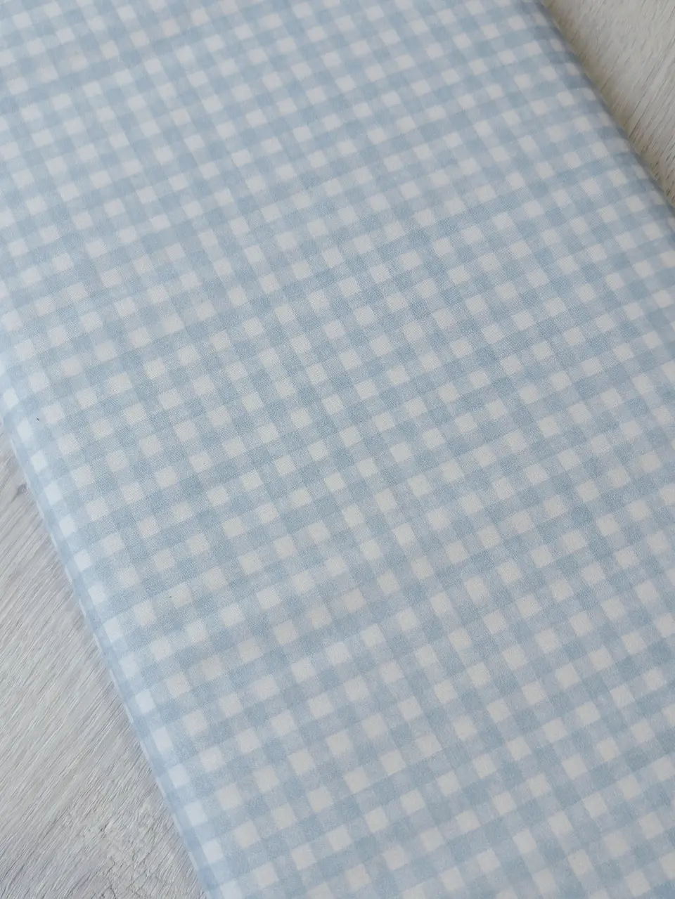 Tela Vichy marmoleado azul  1