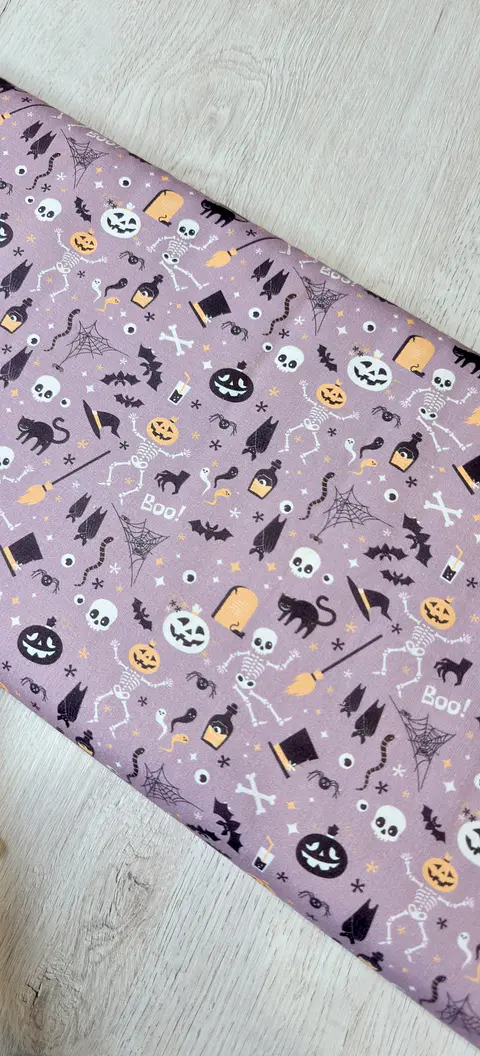 Tela con estampado de Halloween 