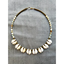 Collar Caracolas y Piedras Amazonita