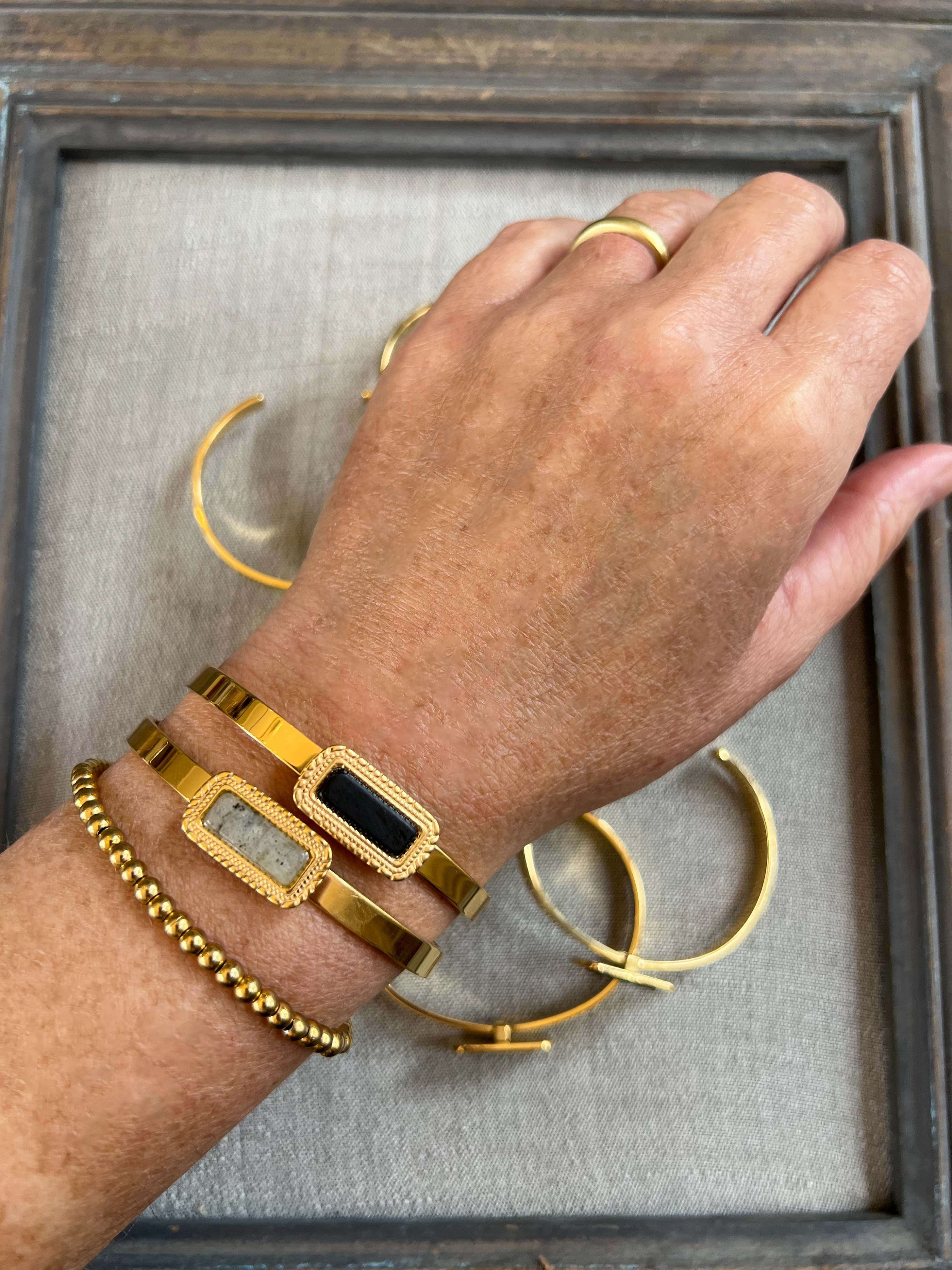 Pulsera Esclava baño Oro y Piedra Rectangular