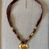 Collares Cinta de Tela Corazón Acero baño Oro