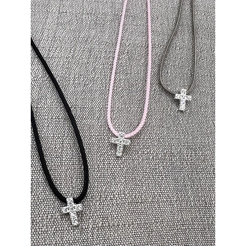Collares Choker Cruz Plata y Circones 
