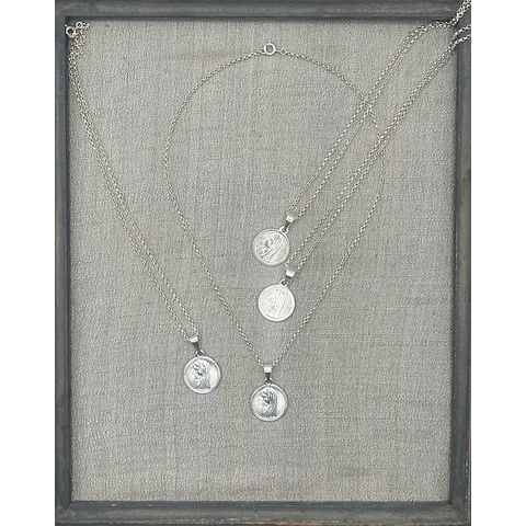 Virgen Niña y Cadena de Plata