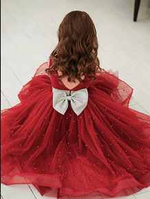 Vestido Bordo con perlitas y lazo plateado 