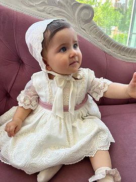 Vestido Magdalena Petit Ivory Cinta Palo de Rosa