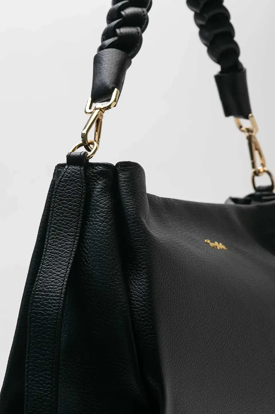 Cartera Trenza Flow en cuero 3