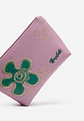 Monedero Modelo Flora Stitch - Miniatura 4