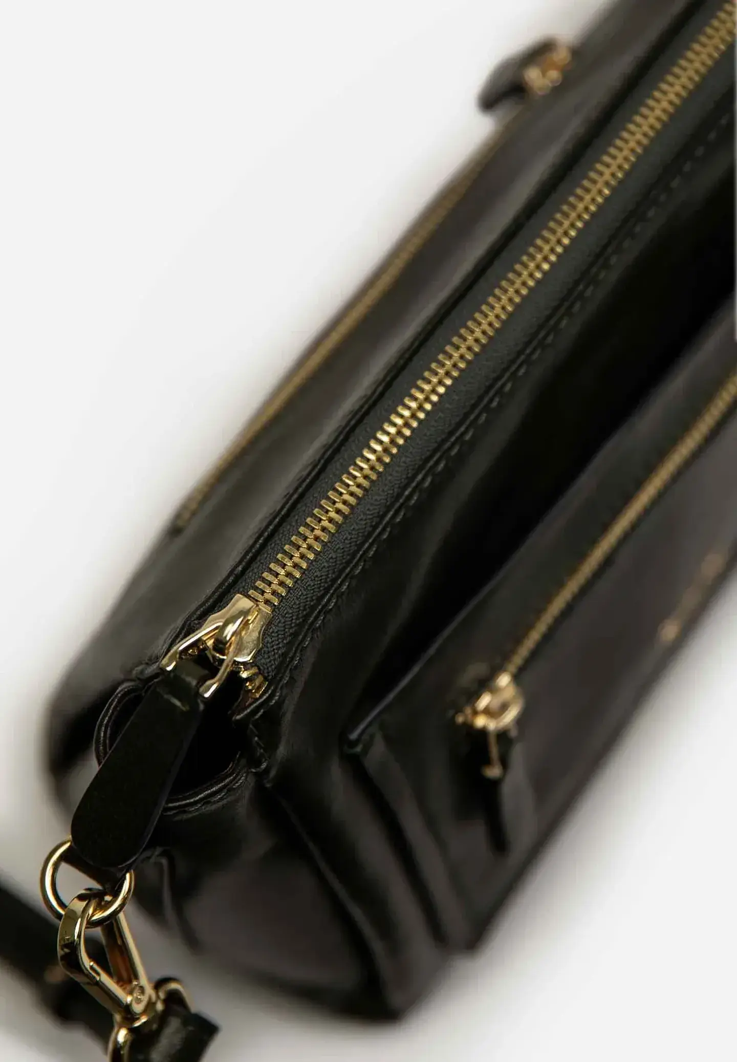 Cartera Essential Heritage 4