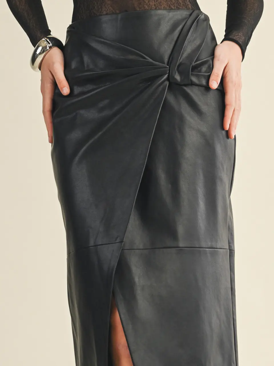 Falda Freya Vinipiel 4