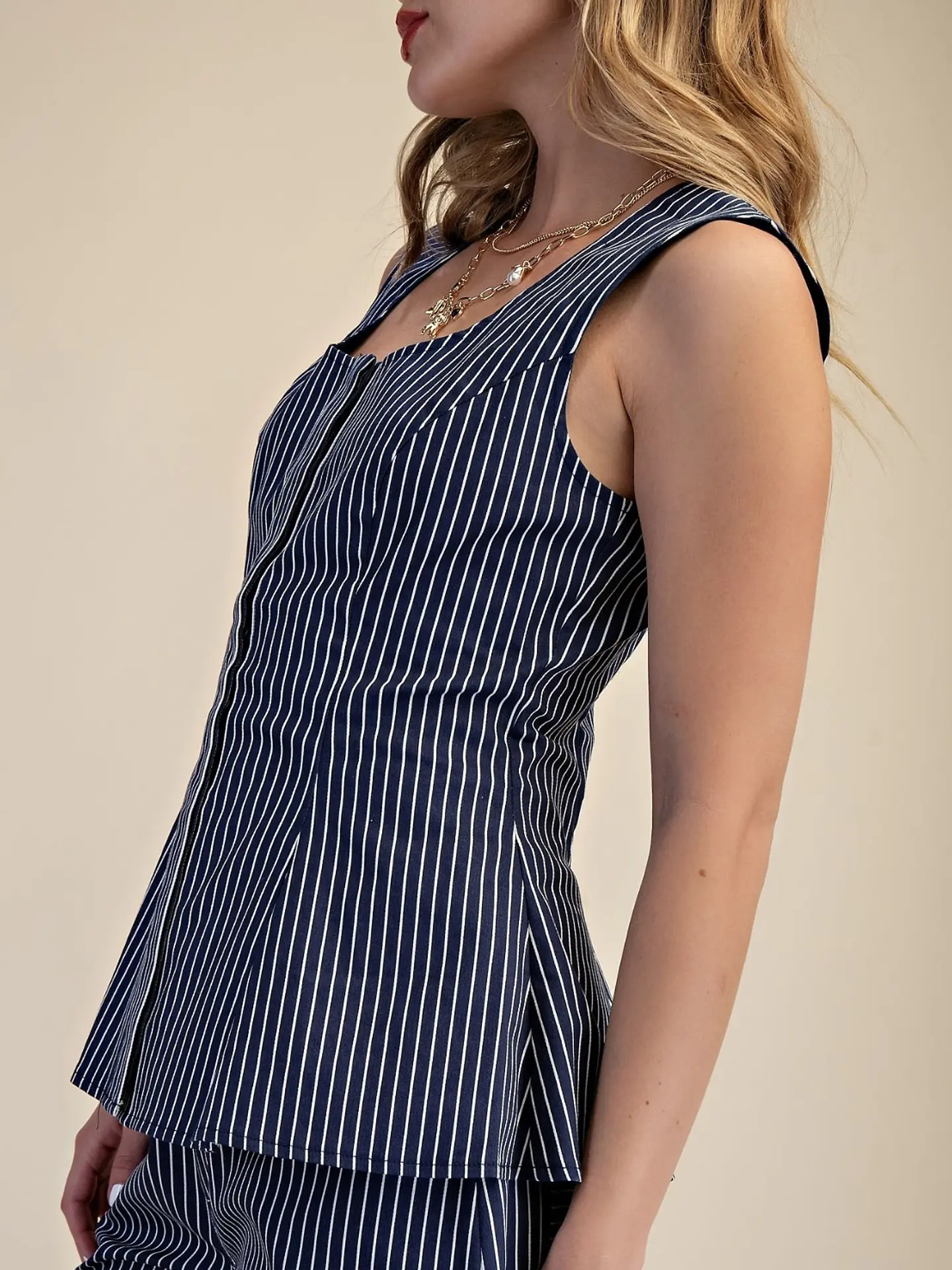 Conjunto Thirsa 4