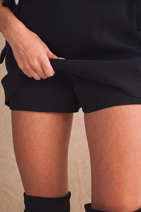 Short Falda Meve Negra