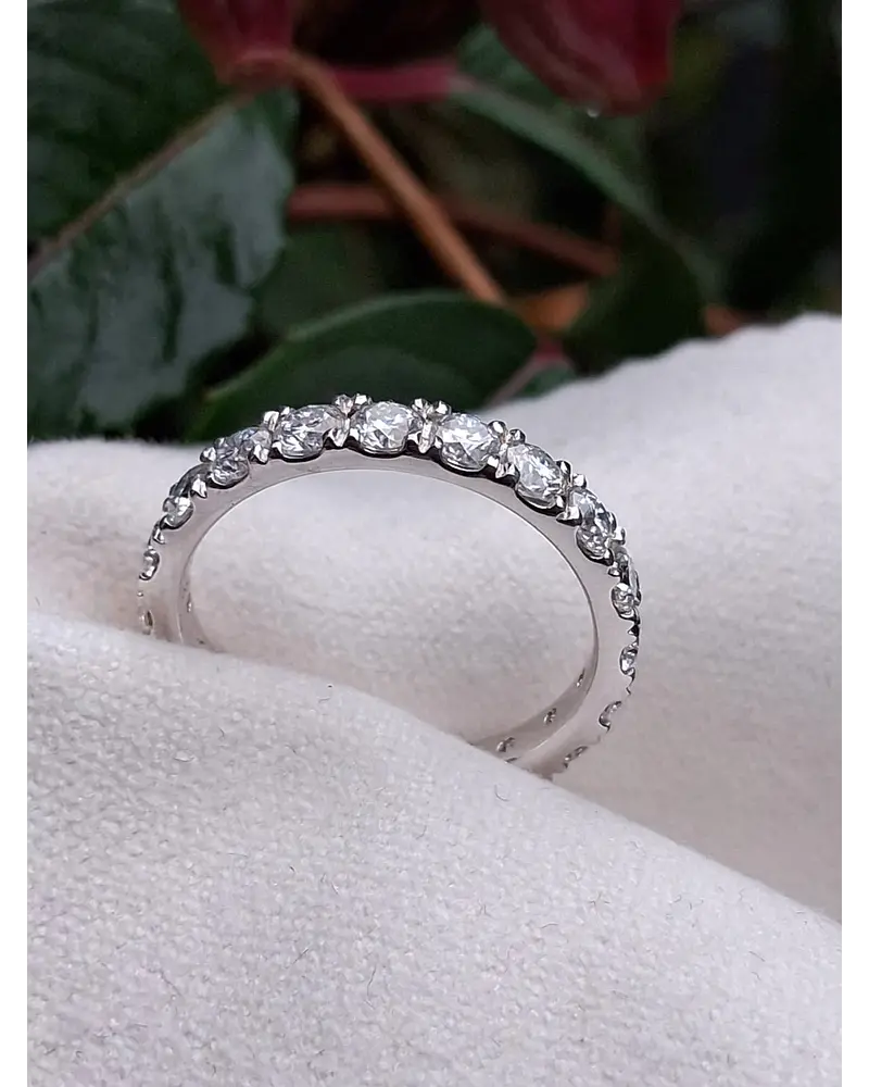 Anillo Capri