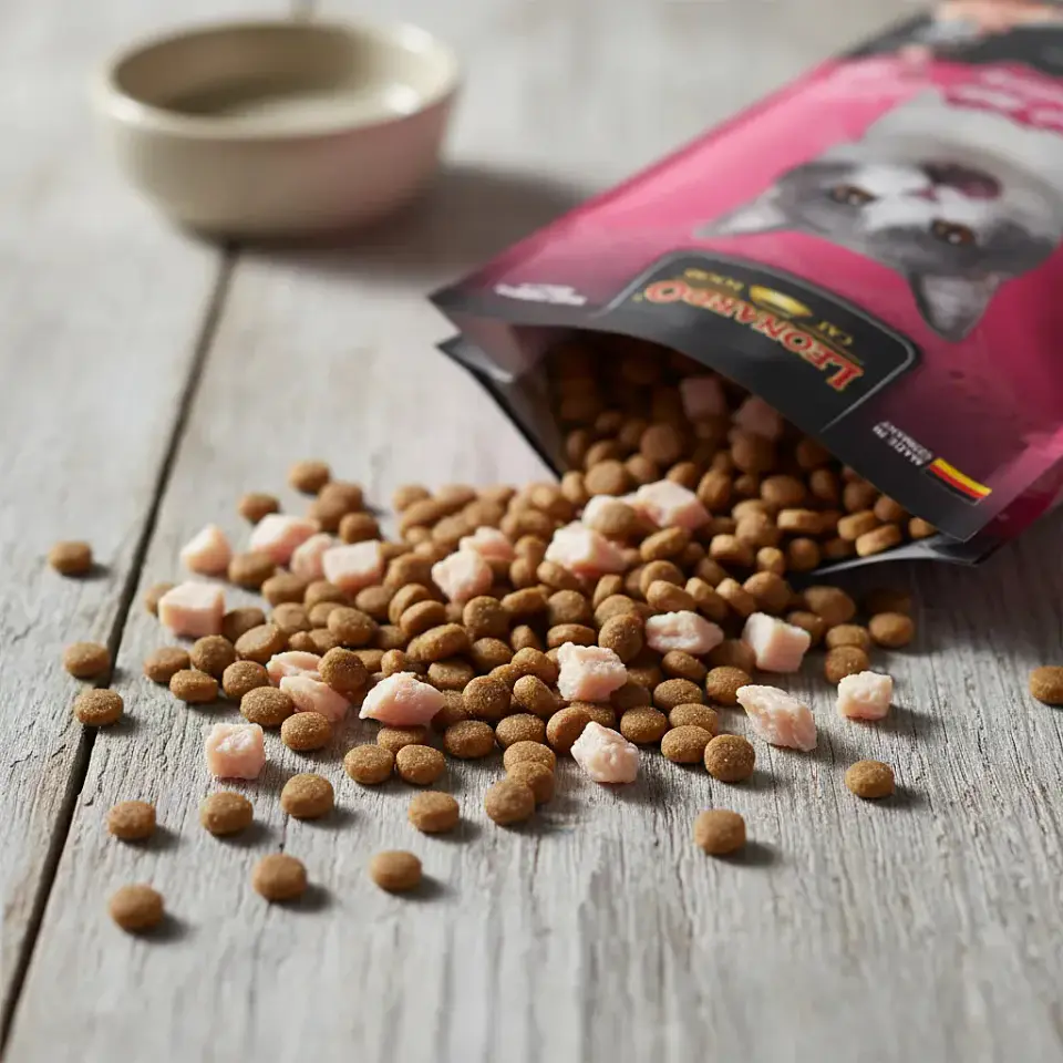 Leonardo Alimento Gato Adulto Light Y Esterilizados 7,5 Kgs 5