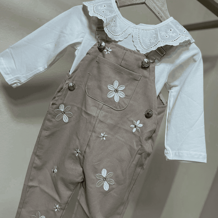 Jardinera pantalón + polera vintage  1