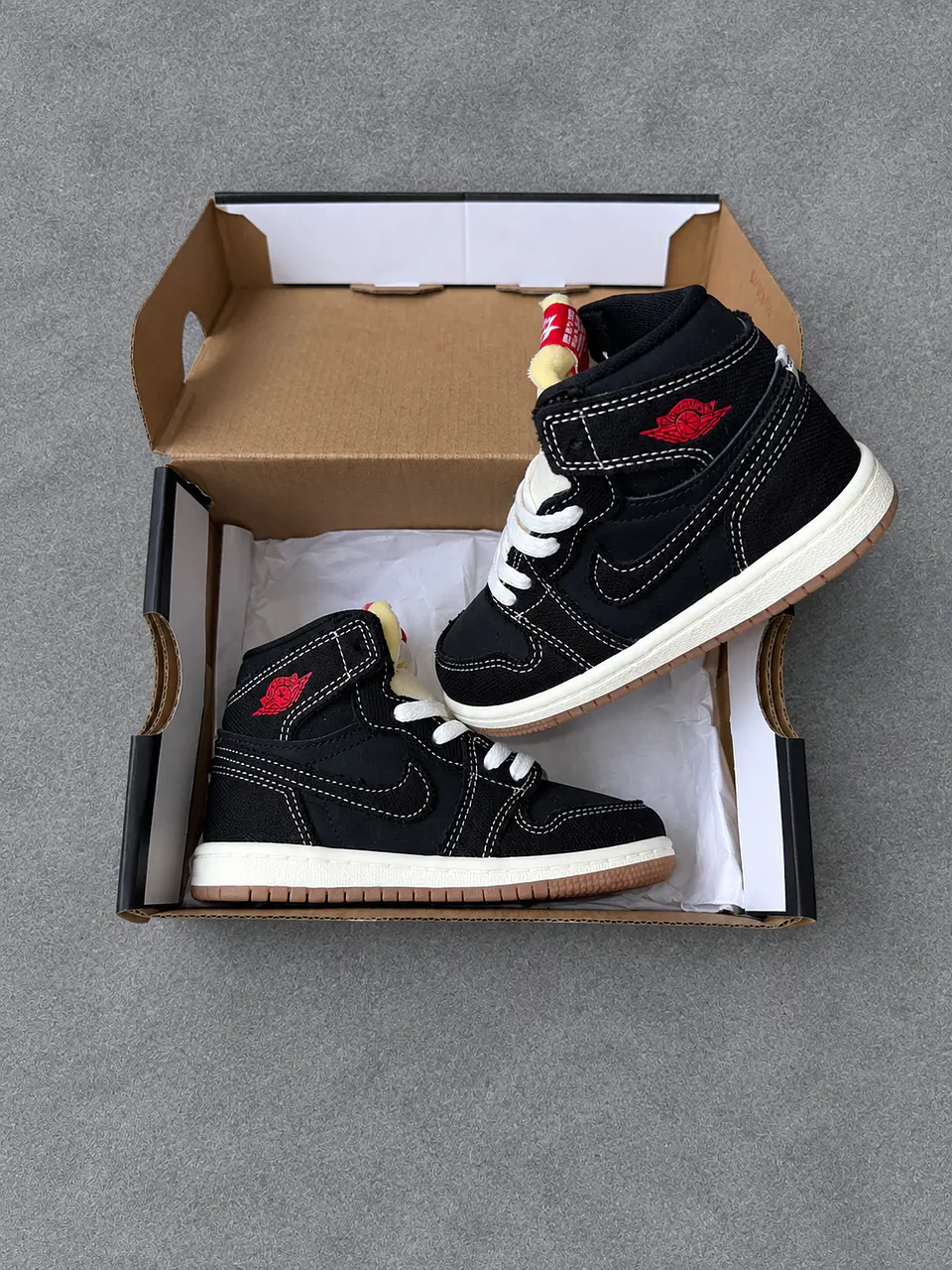 Jordan 1 mid 1