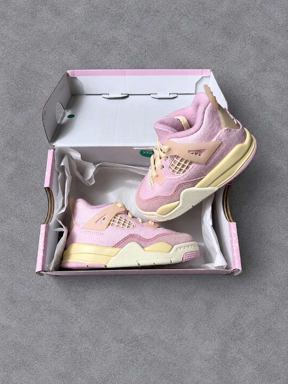 Jordan retro 4  1