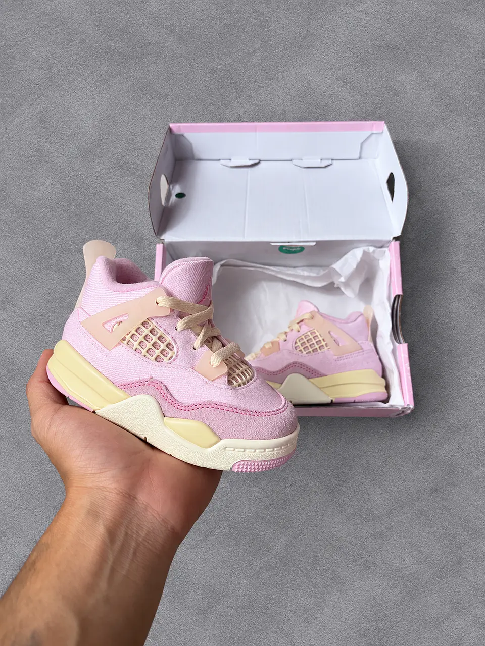 Jordan retro 4  2