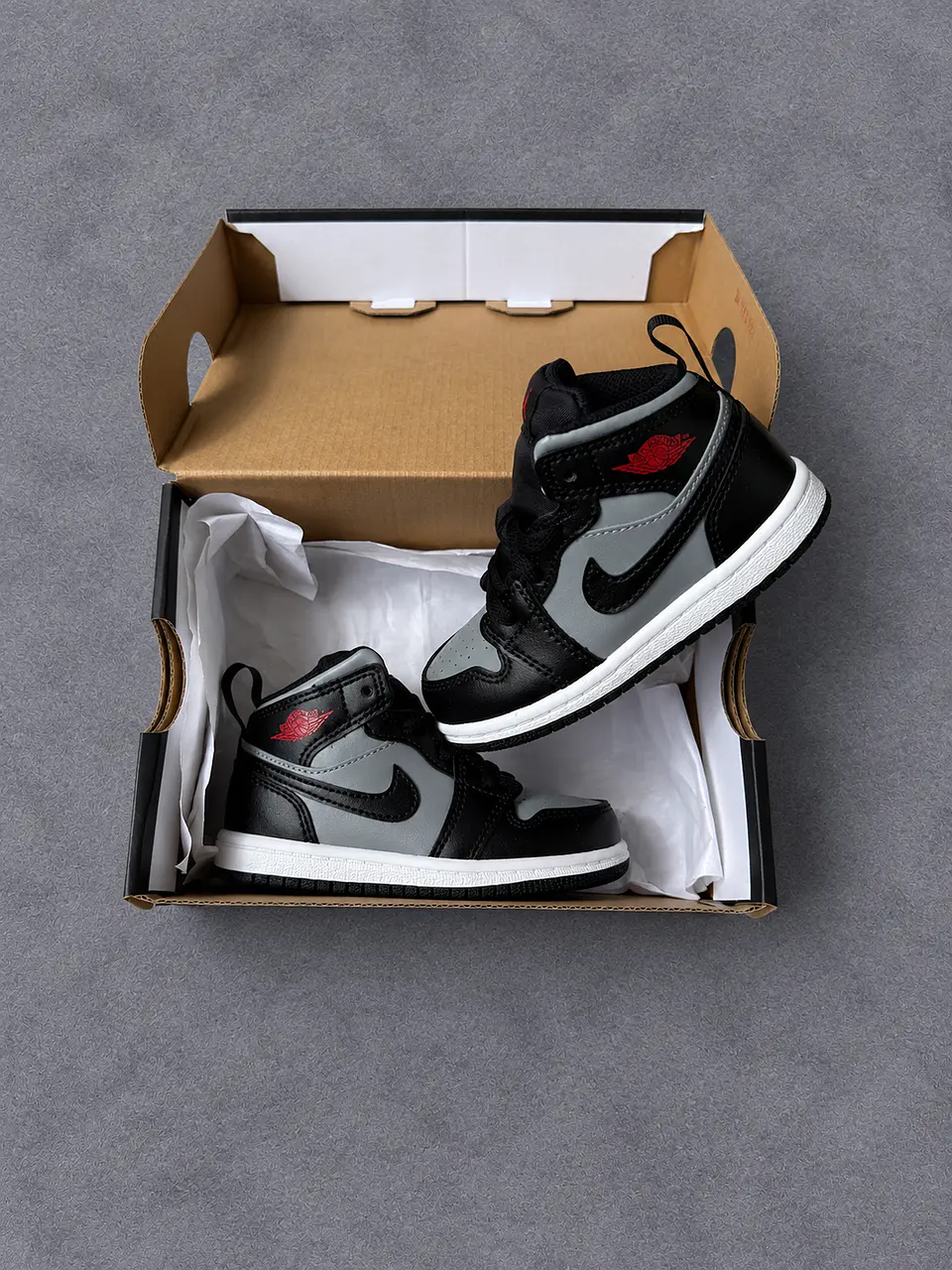 Jordan 1 mid 1