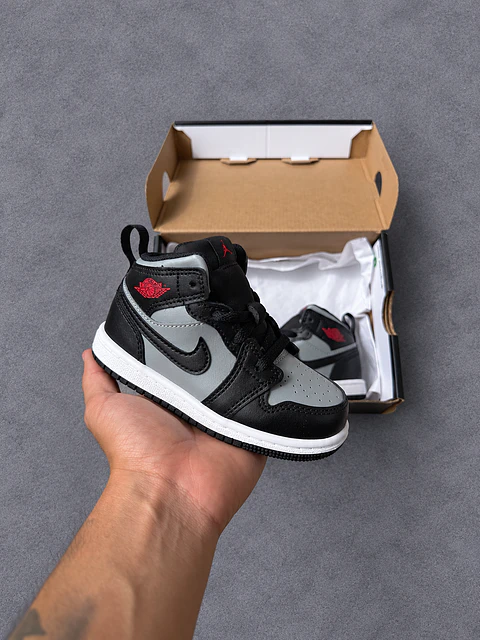 Jordan 1 mid