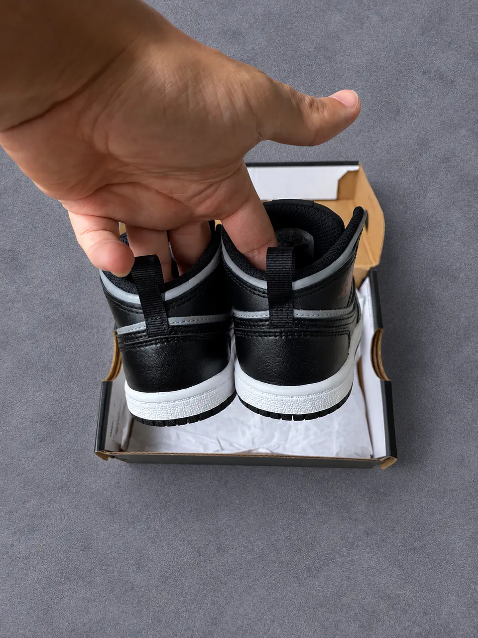 Jordan 1 mid 3