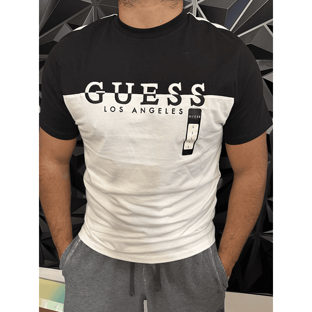 Polera GUESS
