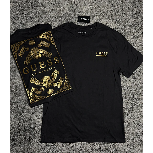 Polera GUESS
