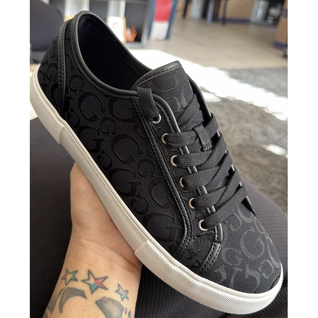 zapatilla GUESS