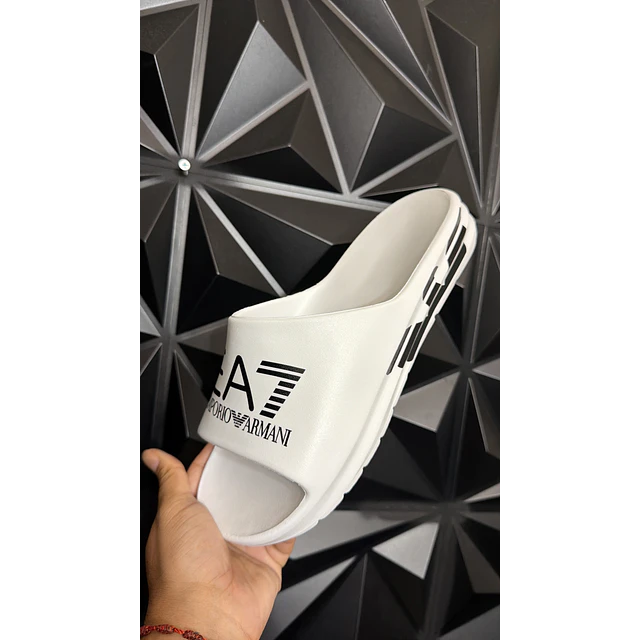 Chalas EMPORIO ARMANI