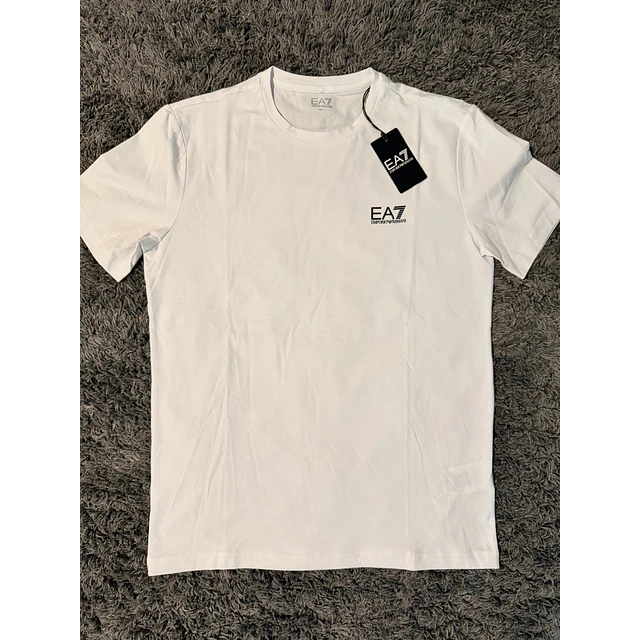 Polera EMPORIO ARMANI ( local ) 