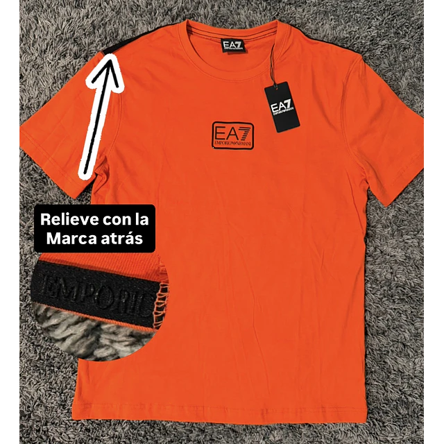 Polera EMPORIO ARMANI ( local ) 