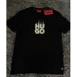 Polera HUGO BOSS ( local ) 
