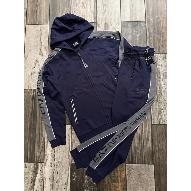 Buzo EMPORIO ARMANI ( local ) 