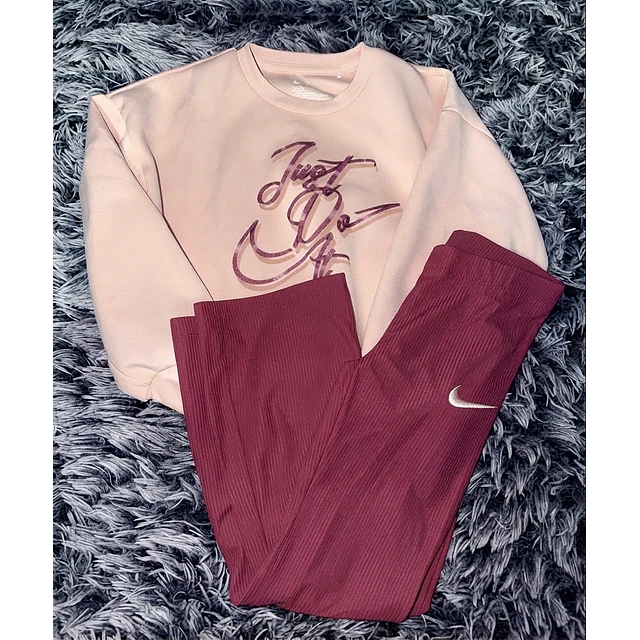 Conjunto NIKE ( BODEGA )