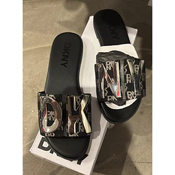 Chalas DKNY ( BODEGA ) 