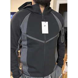 Poleron NIKE TECH ( LOCAL )