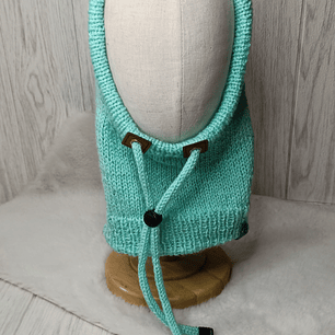 Gorro tipo capucha modelo Stella