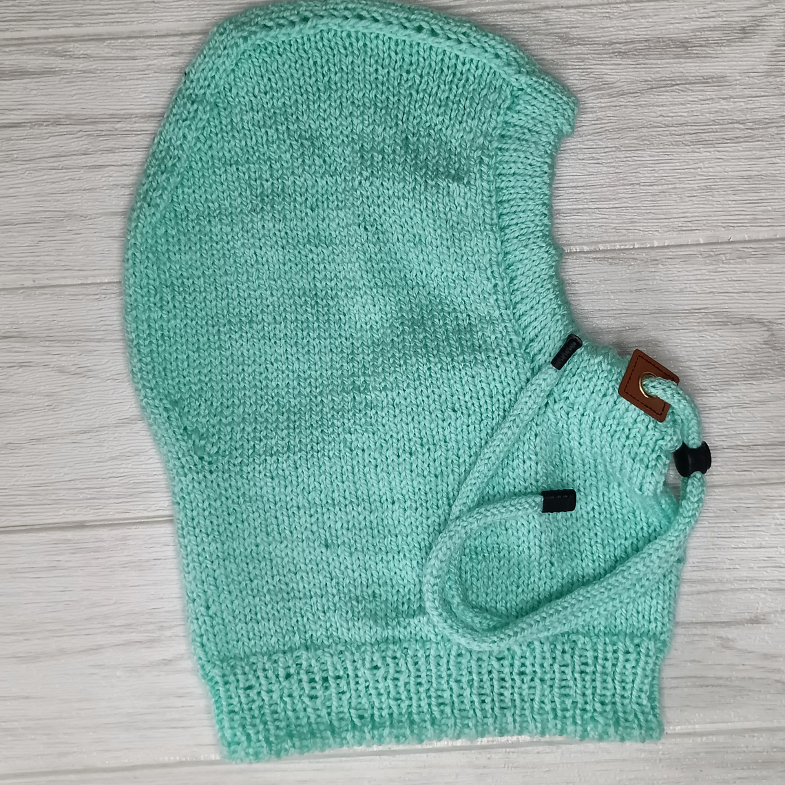 Gorro tipo capucha modelo Stella 6