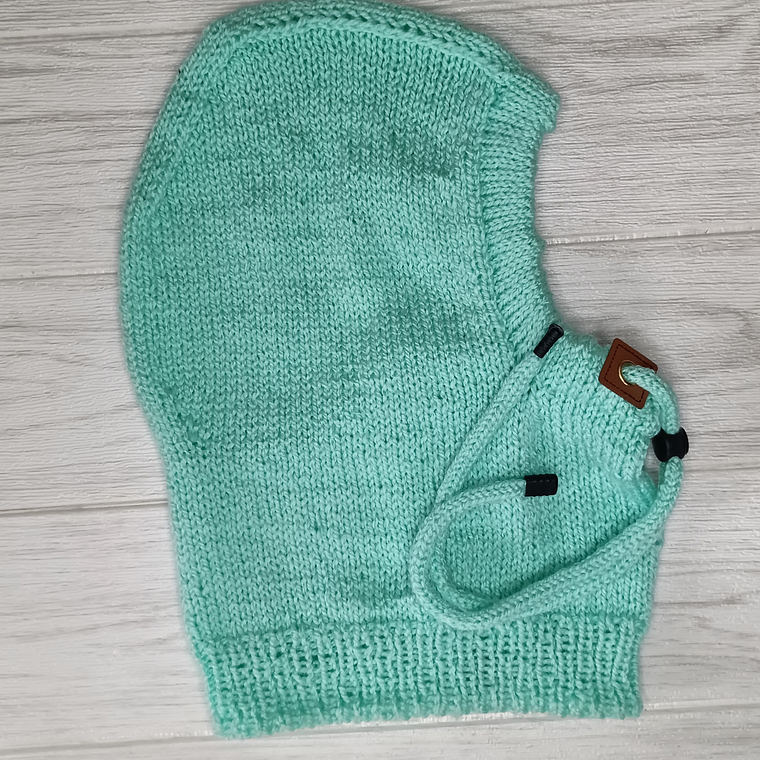 Gorro tipo capucha modelo Stella 6