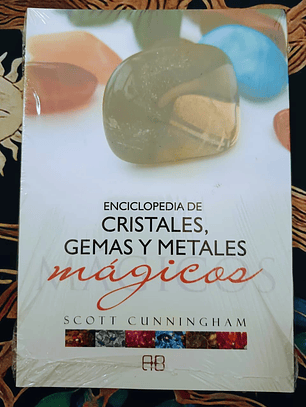 Enciclopedia de Cristales Gemas y Metales 