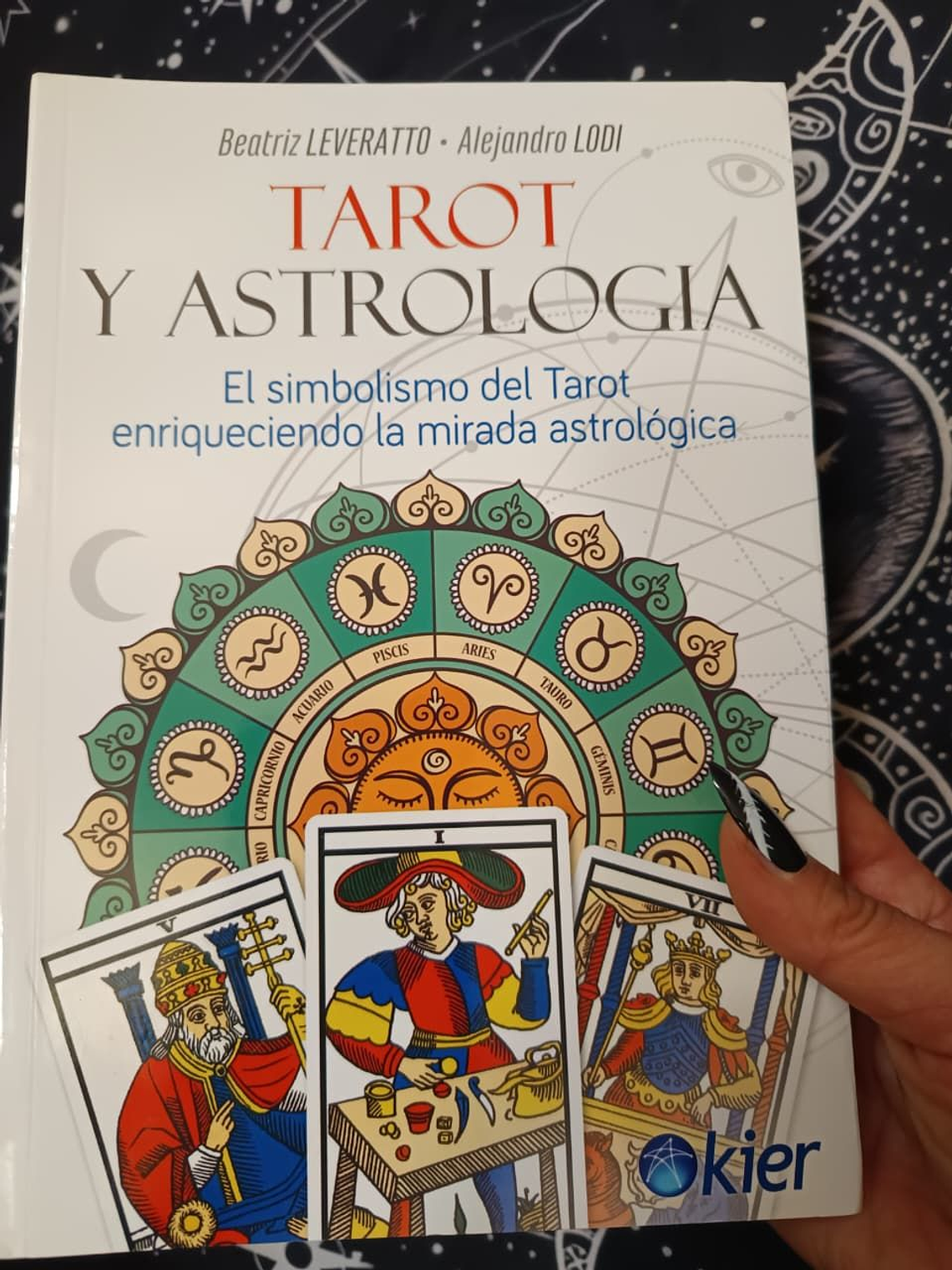 LIbto Tarot Y Astrologia  1